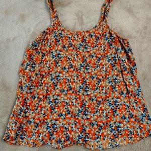 ROSE & OLIVE FLOWERY FLOWY TOP